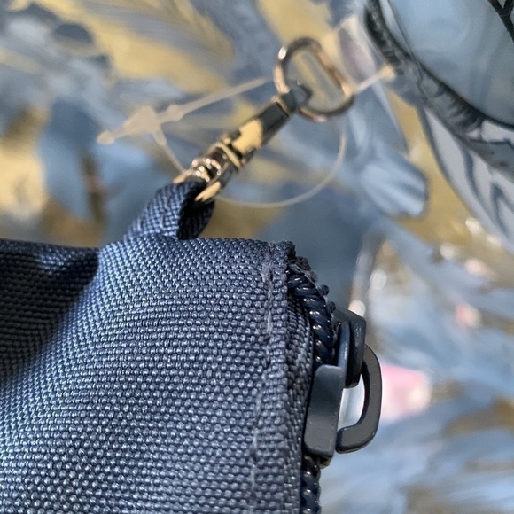 PINK VICTORIAS SECRET Summer Blue Tropical Floral PVC Tote Bag - Picture 8 of 16